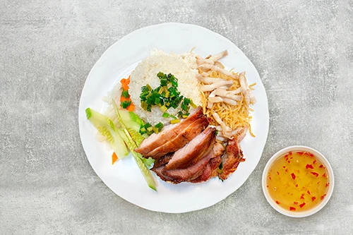 Cơm Sườn Bì Chả
